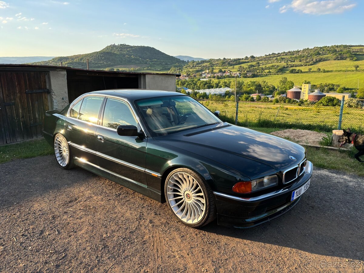 Bmw 7 e38 V8