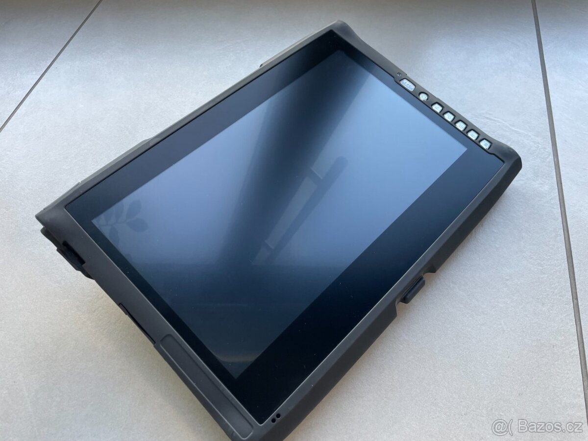 tablet - notebook 13.3" dotyk FullHD LCD, SSDčko, Windows10