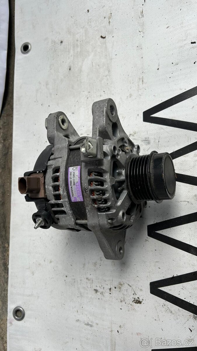 Toyota Rav4 IV 2.0 alternator 27060-37190
