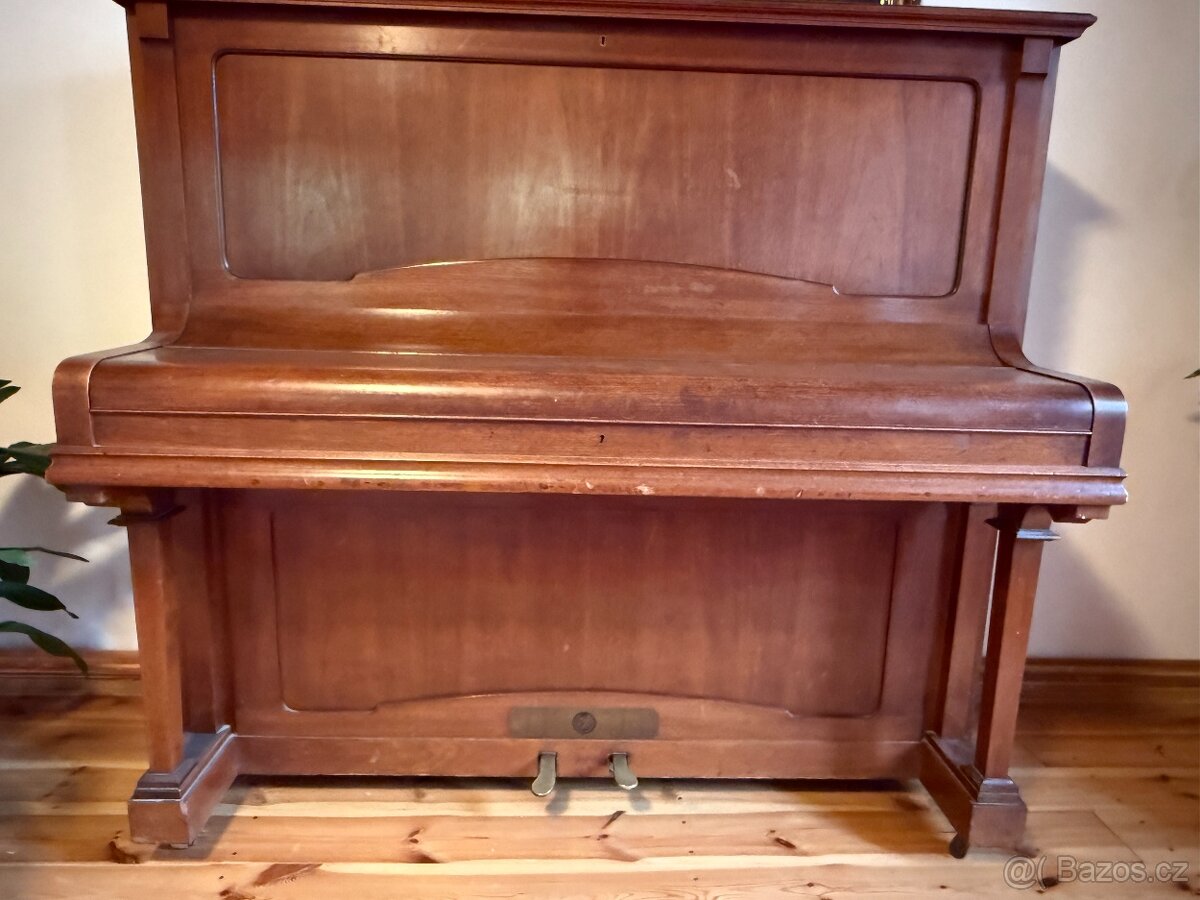 Piano Rösler
