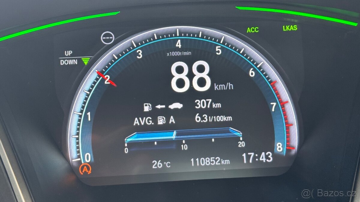 Honda Civic 1.5 VTEC turbo sedan