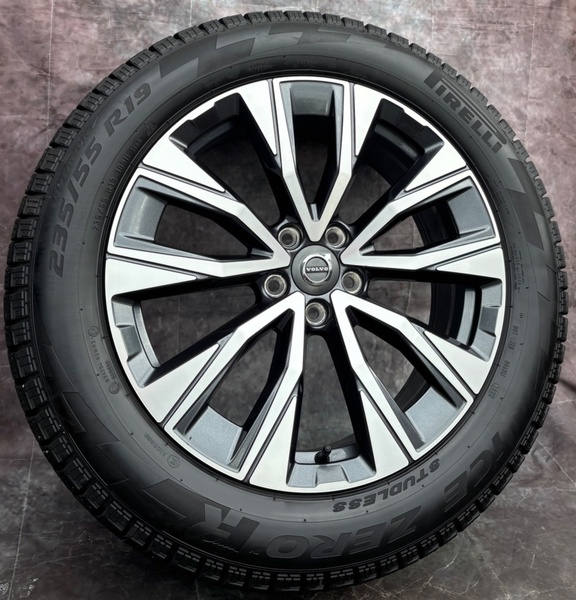 Orig.alu Bicolor Volvo XC60 235/55R19 více sad