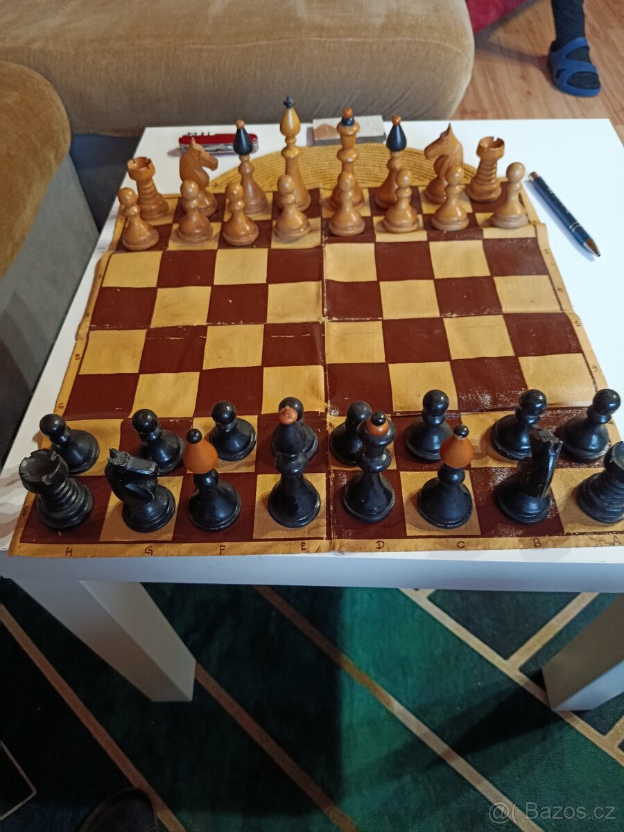 Šachy Česká klubovka staré