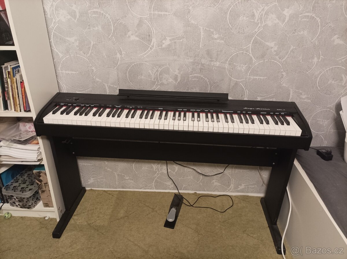 Klavír ORLA Stage Starter pro začátečníky