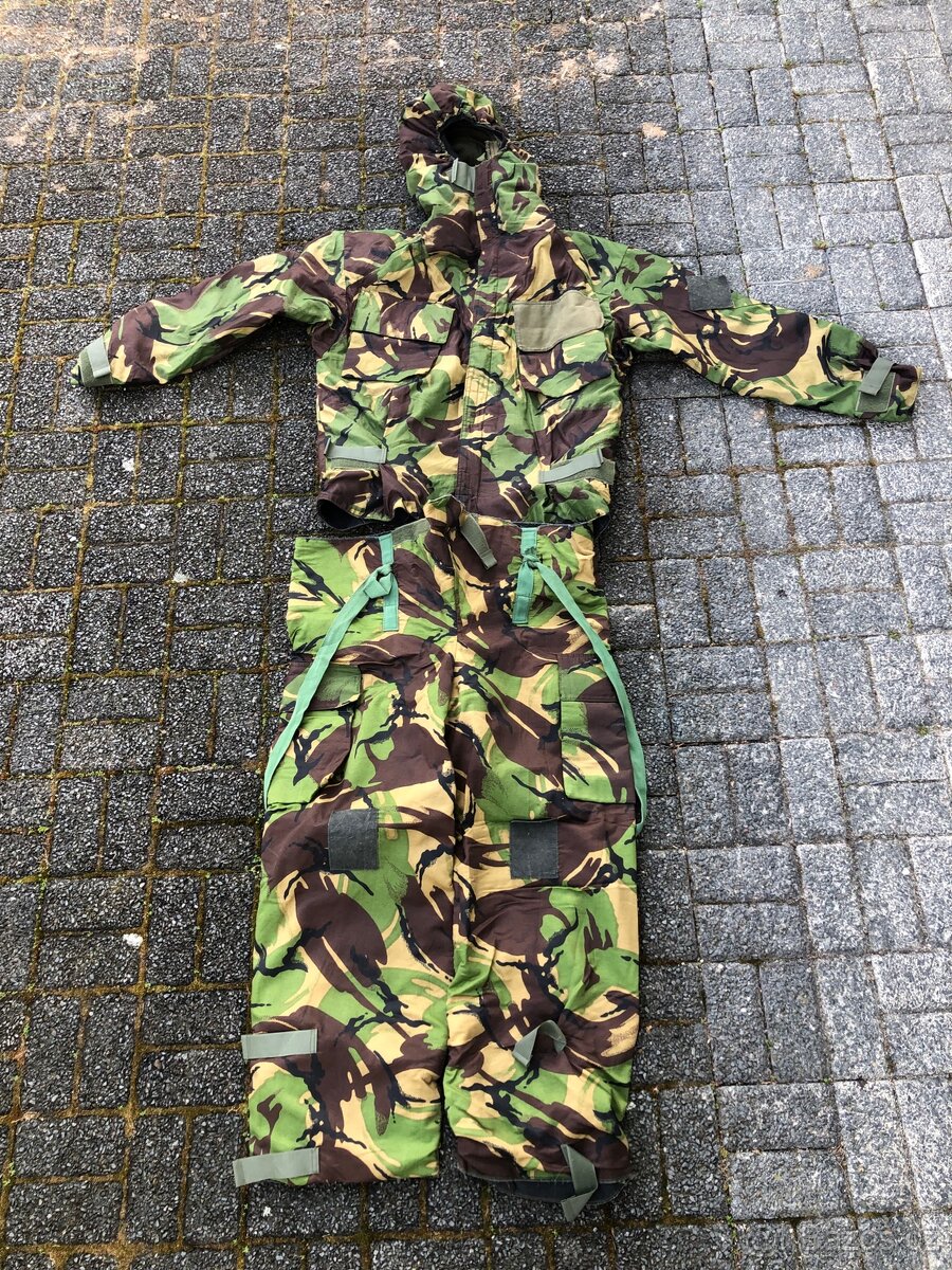 Protichemický oblek Velká Británie