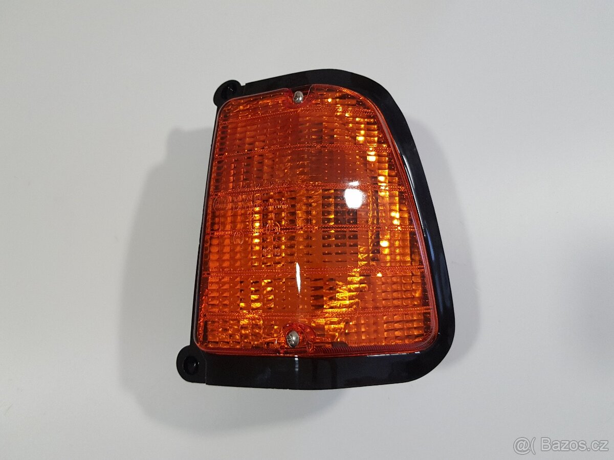 Přední směrovka/blinkr ŠKODA M 105, 120, 130, Rapid