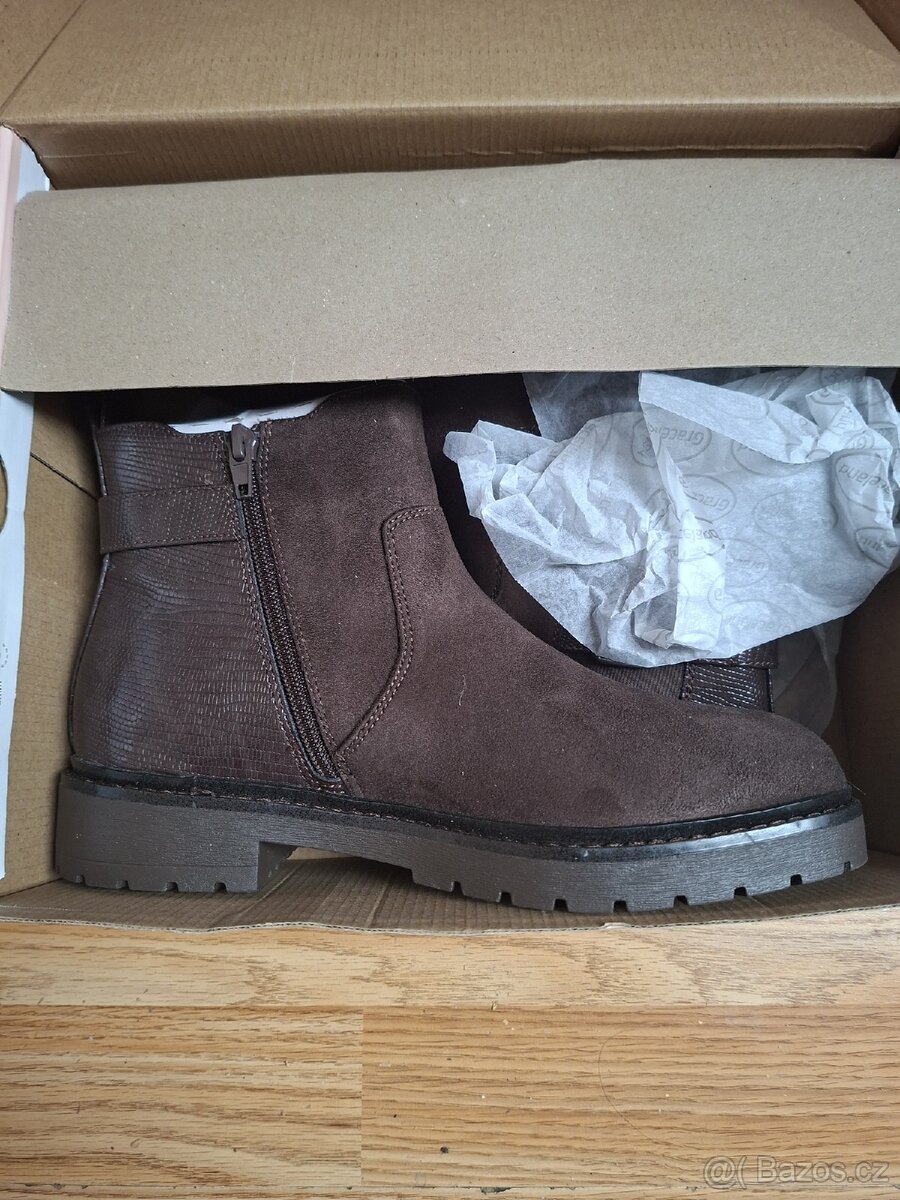 Damske kotníkové boty