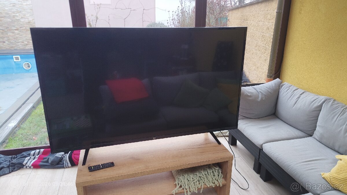 Televize LG 65"