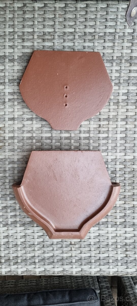 Ukončení hřebenáče 2ks