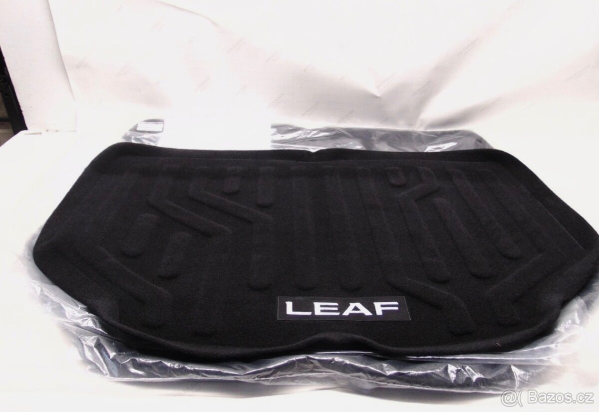 Vanička kufra Nissan Leaf