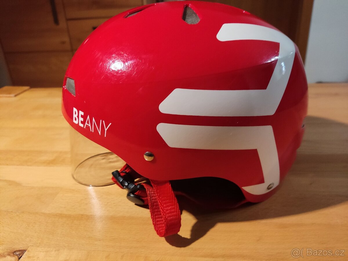 Univerzální přilba Beany