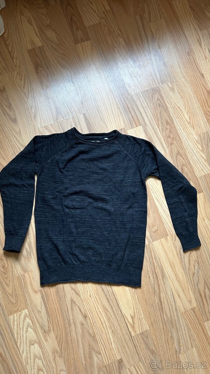 Chlapecký svetr 146/152
