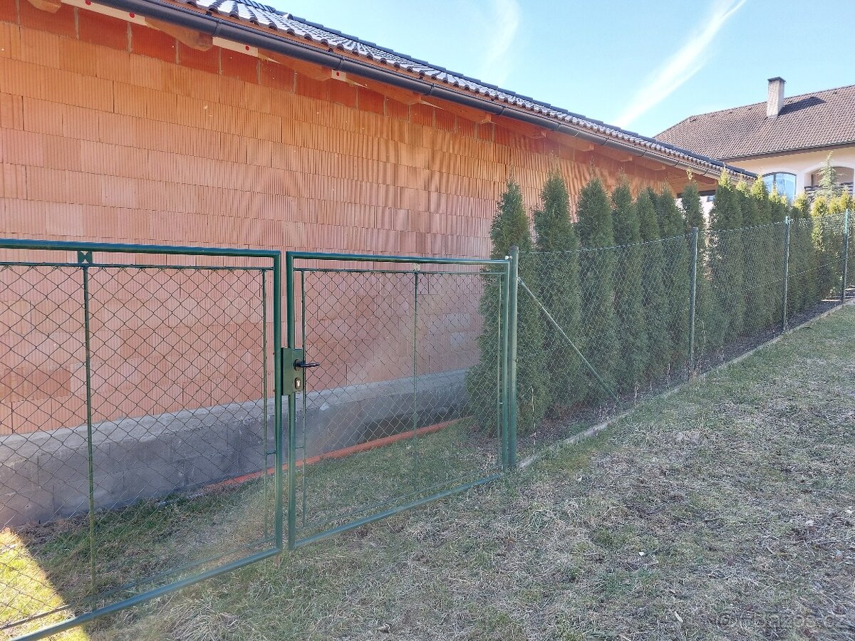 Drátěný plot 160cm pozink+poplastováno RAL 6005 zelená