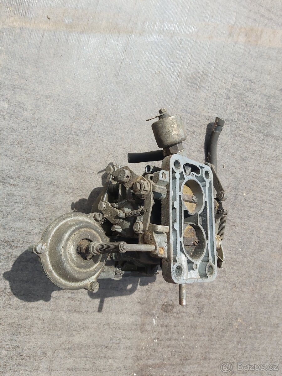 Prodám karburátor na auto Lada niva