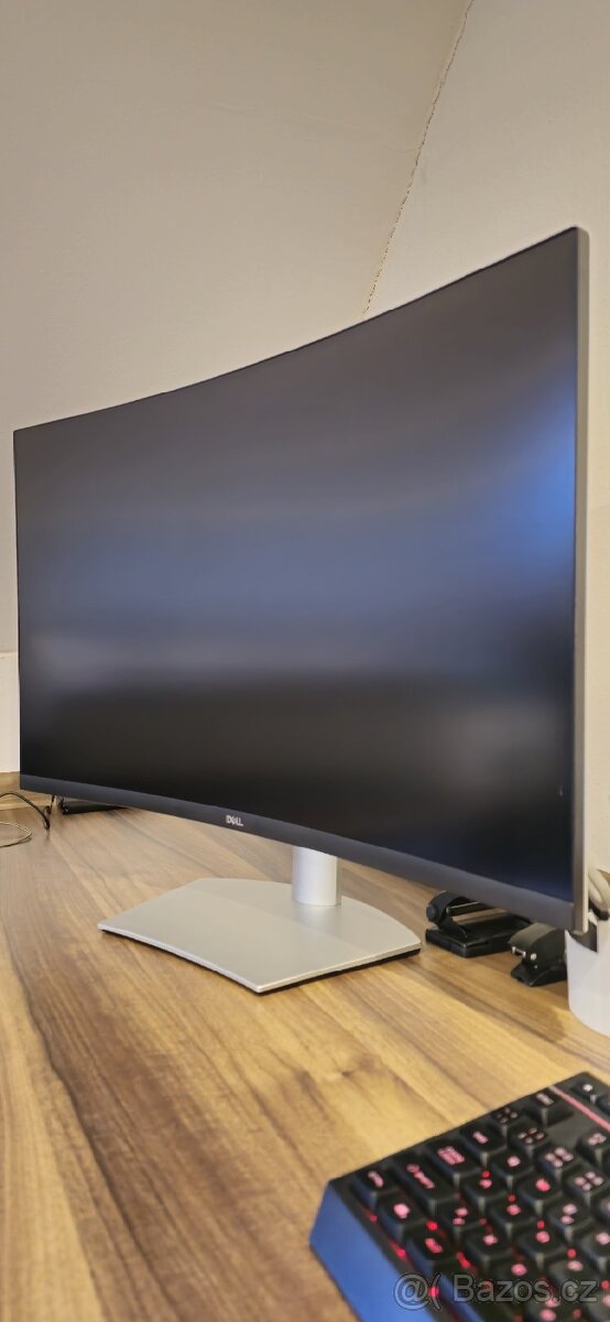 Dell Monitor 31.5" S3221QSA (4K)