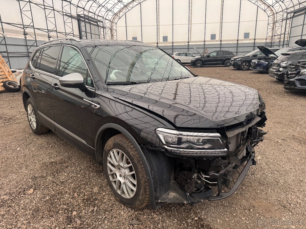 VW Tiguan Allspace 2,0TSi DSG R-LINE 7.MÍST