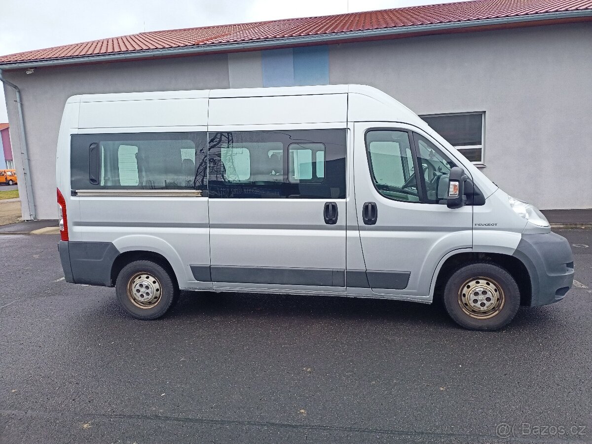 Prodám hezký mikrobus PEUGEOT BOXER 3.0