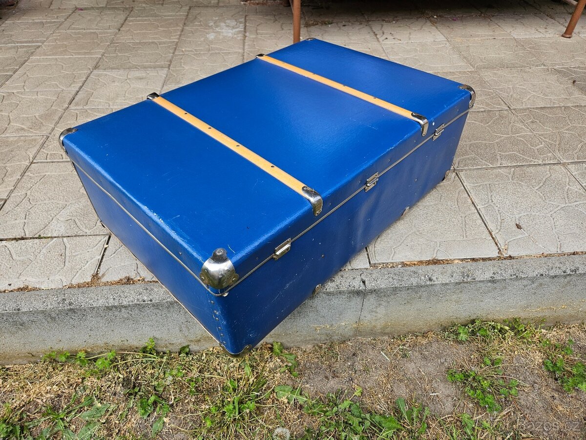 Velký kufr na model