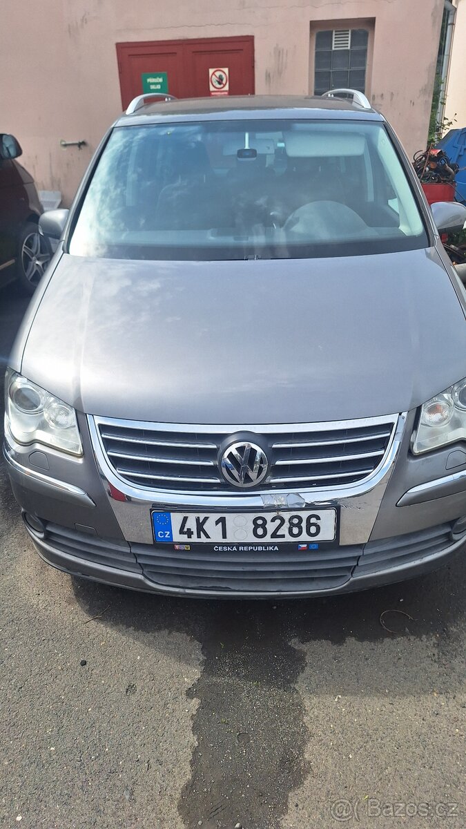 Vw touran 2.0 tdi -125 kw