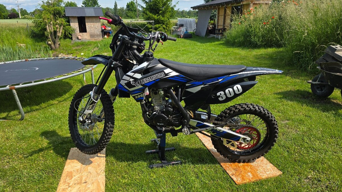 Pitbike Leramotors 300