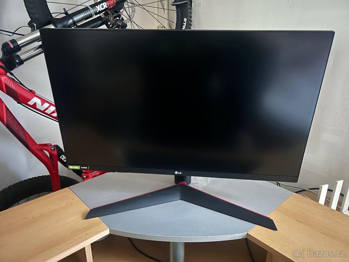 LG ultragear