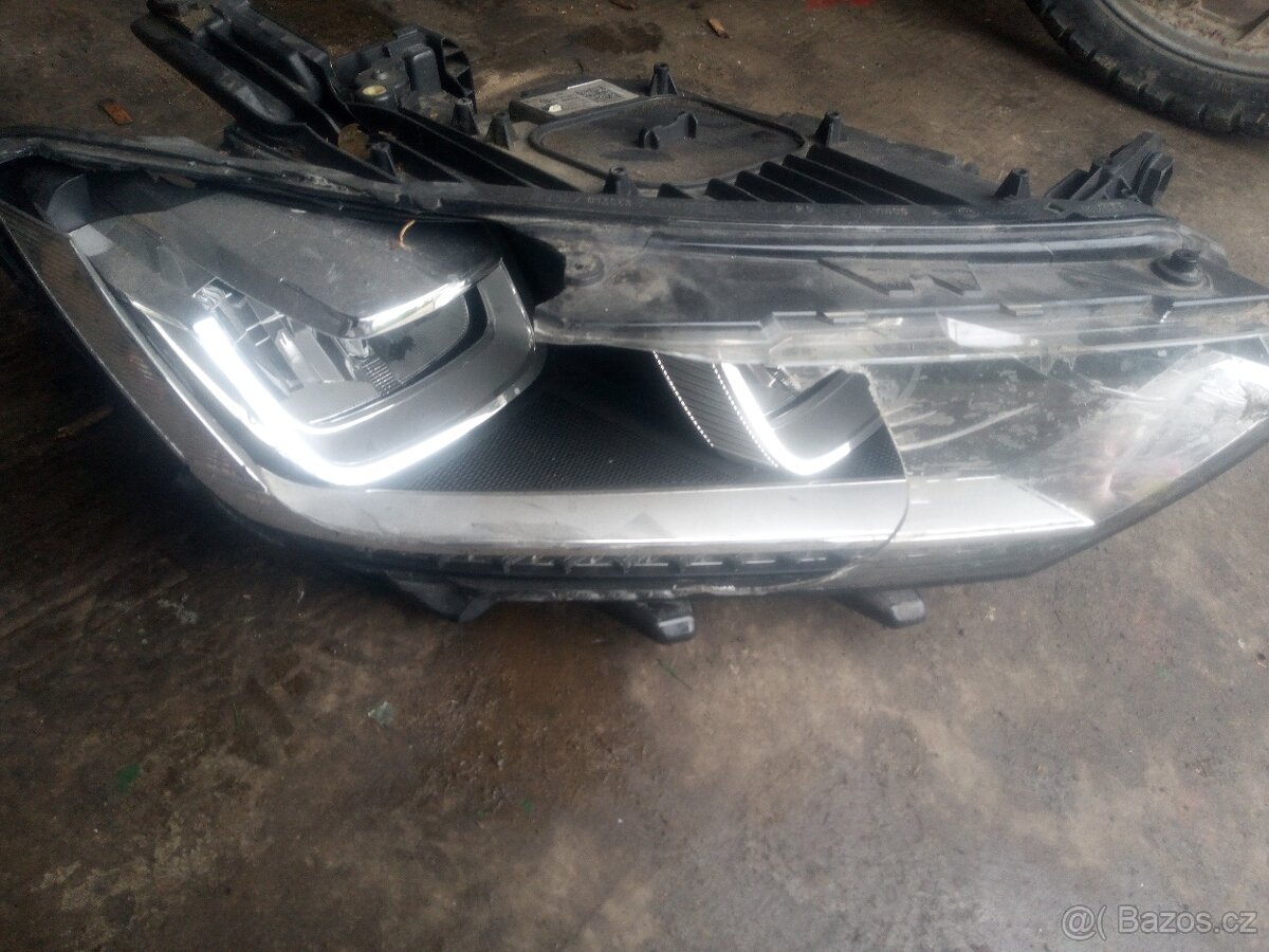 Světlo B8 Passat led 3G1 941 036 C