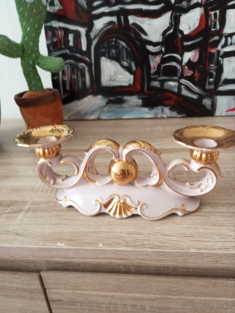 Slavkov - dvojsvicen, růžový porcelán