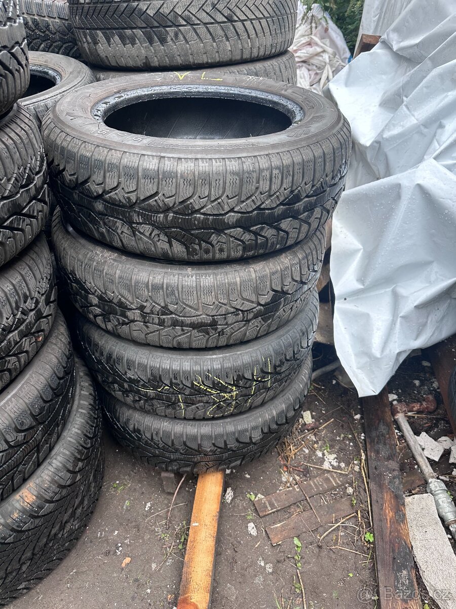 Zimní sada pneu 195/60 R15 - Kleber
