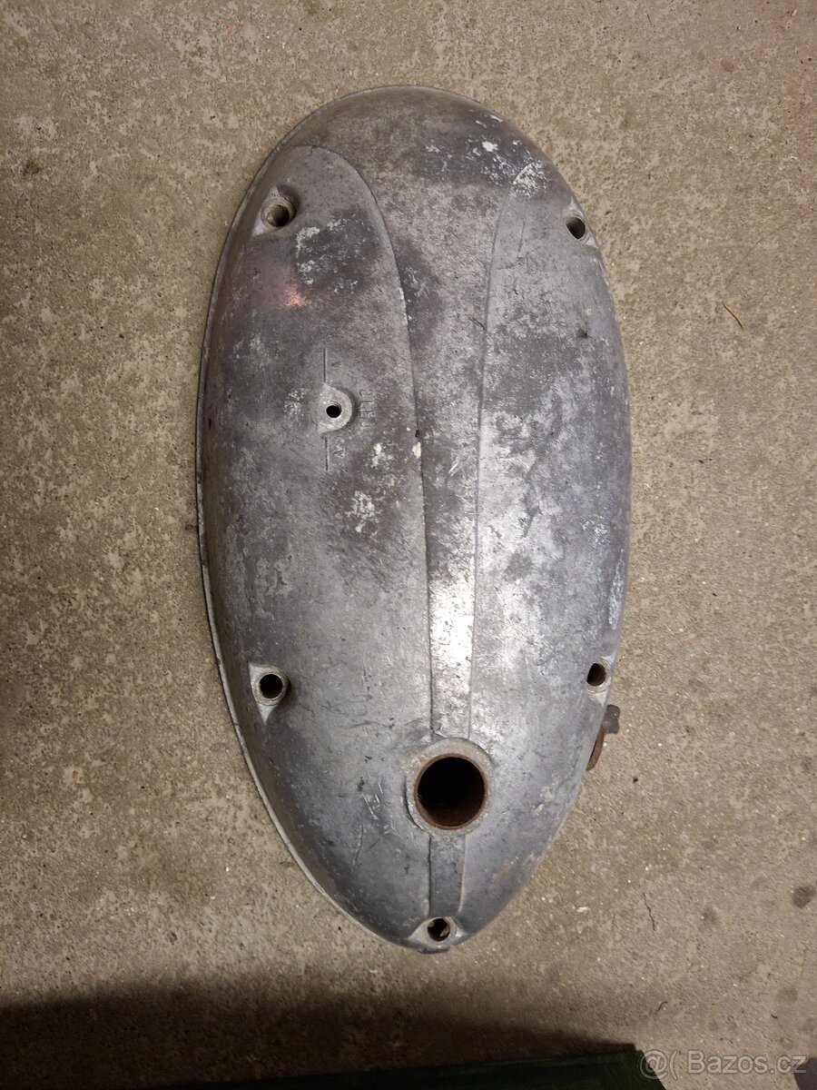 Jawa 250 perak skeble kryt motoru