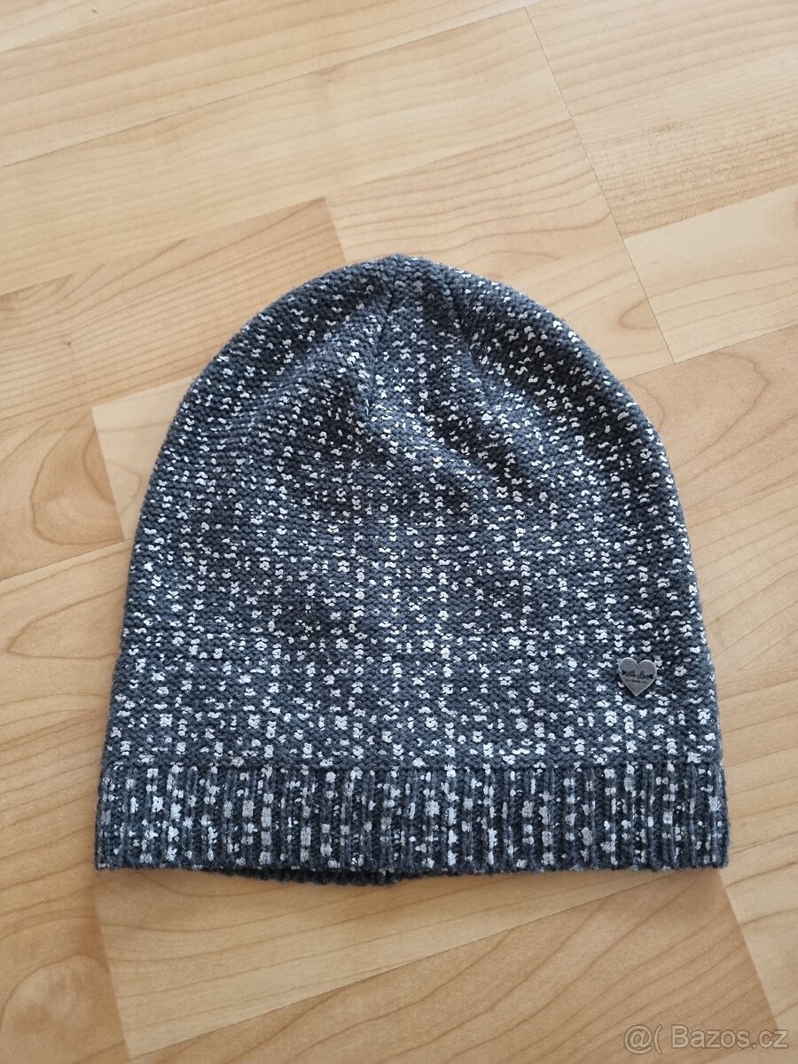 Dámská zimní čepice Barts