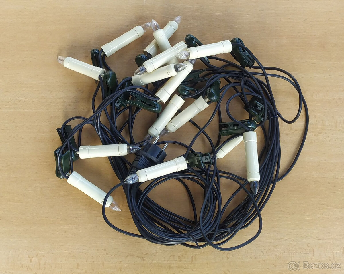 Venkovní vánoční světelný řetěz IP43 - 15 svíček