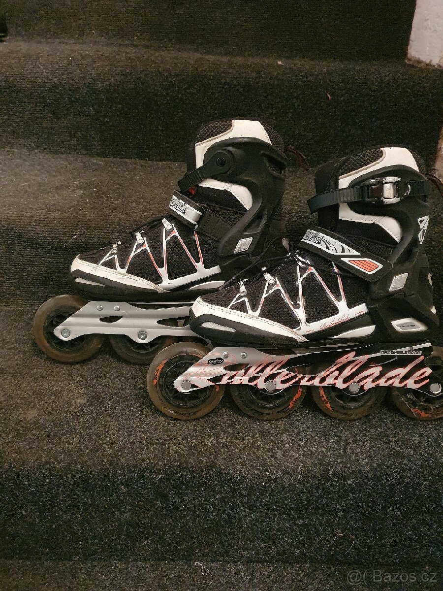 Kolečkové brusle Rollerblade, vel.39, 25cm, 90 kolečka