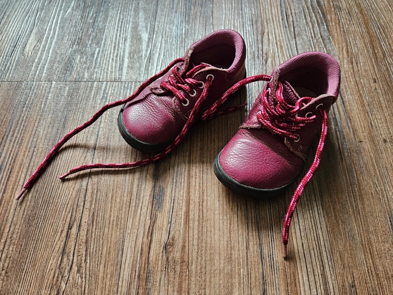 Celoroční barefoot boty Jonap 23 vínové kožené Vnitřní stélk