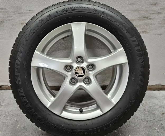 16" ŠKODA KAROQ ET41 6.5J 5x112 + Dunlop 215/60