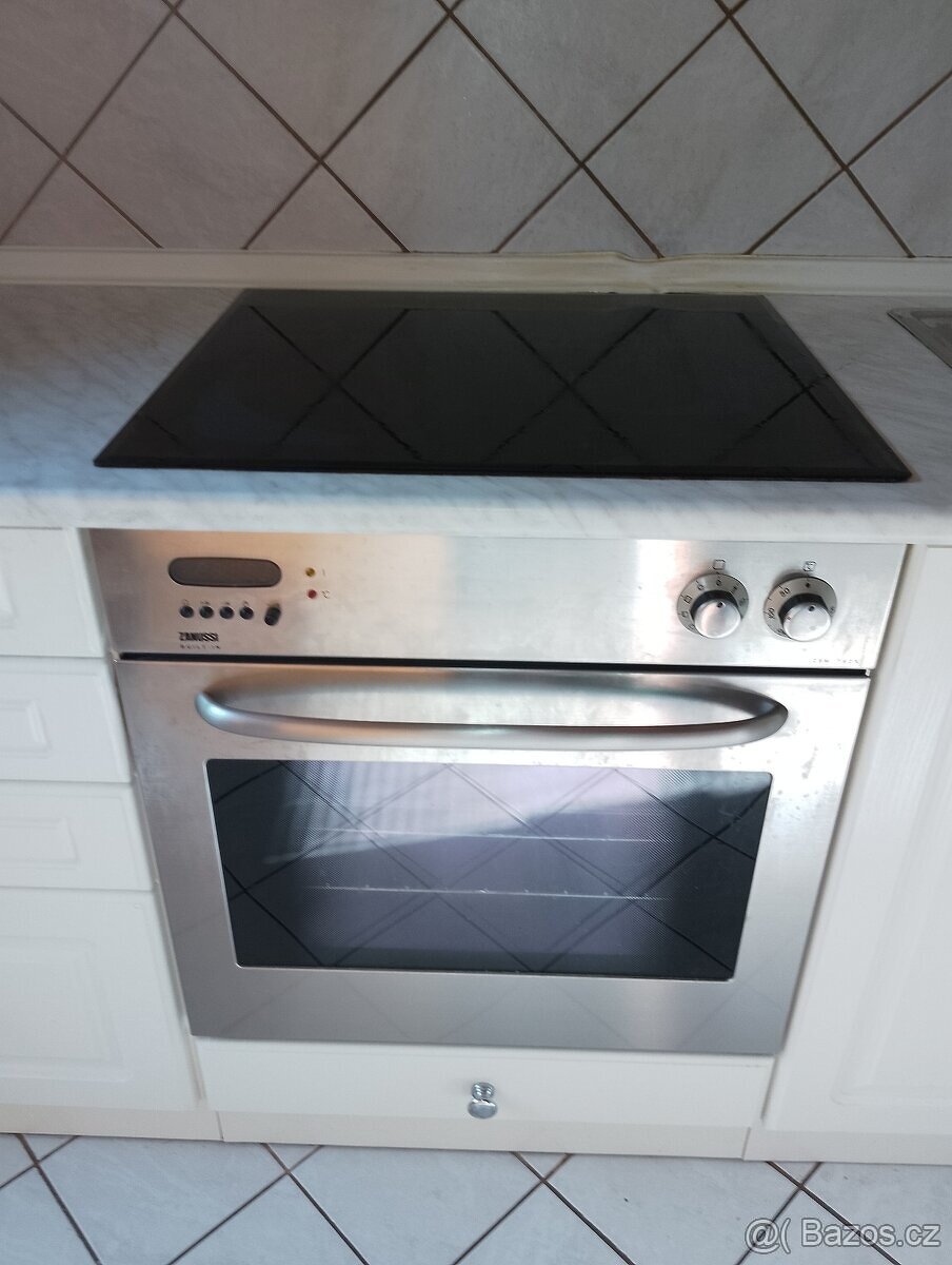 Sporák / Trouba vestavěná se sklokeramickou deskou