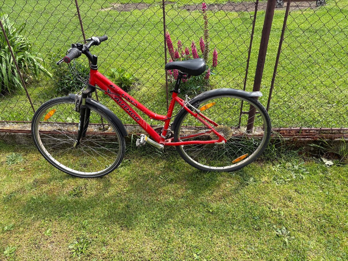 Dámské trekové kolo Author