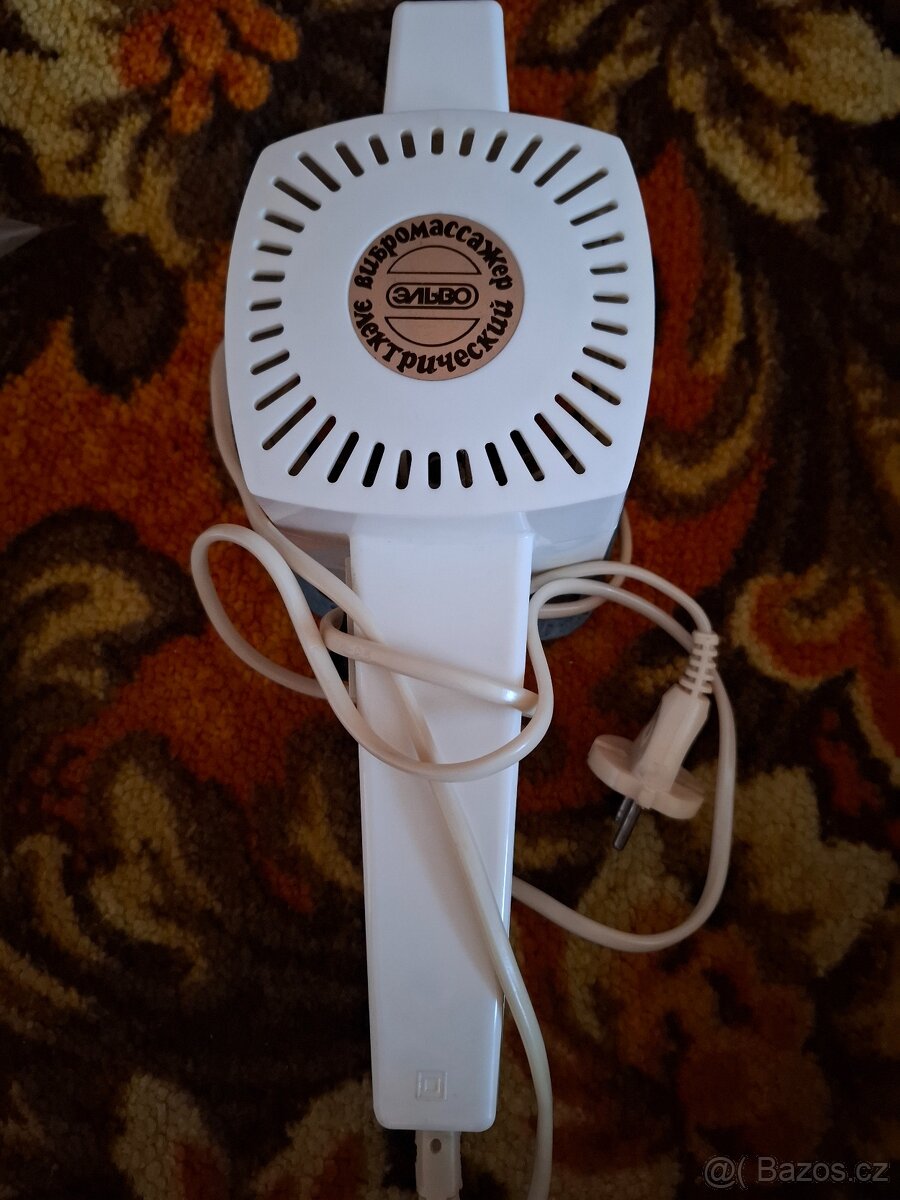 Masážní pristroj