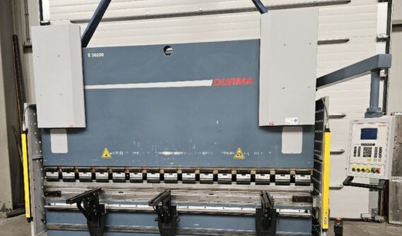 Lisy - ohraňovací E 30200