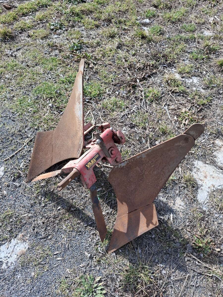 Pluh obracak tera vari