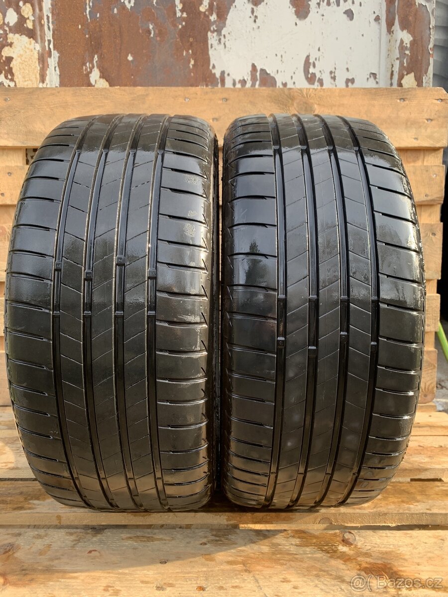 2ks 225/40/18 Bridgestone/2022/92Y/letní 6.3m
