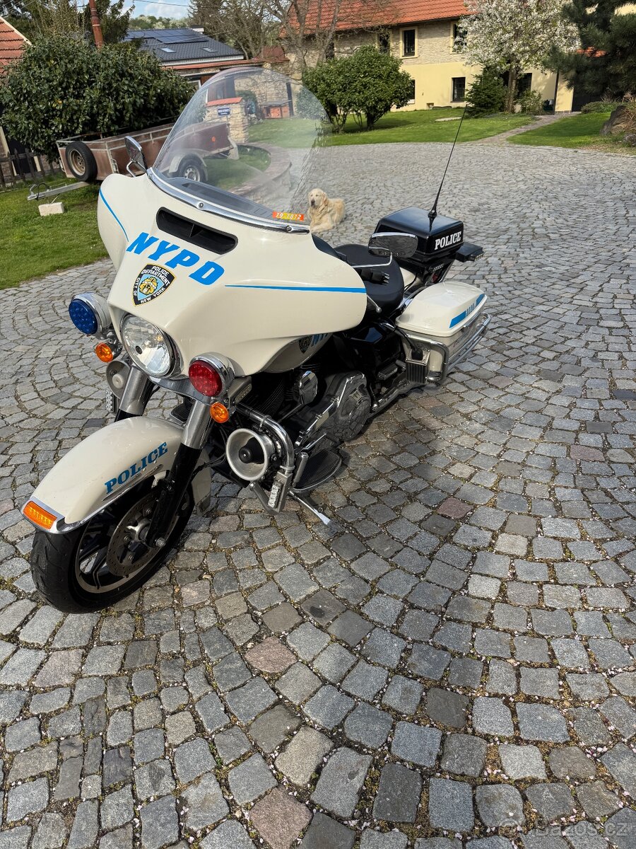 Harley Davidon Police Electra Glide 2017