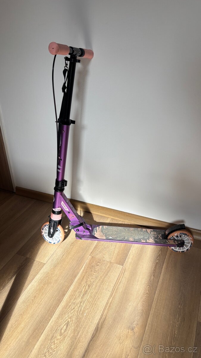 Dětská koloběžka odpružením MID5