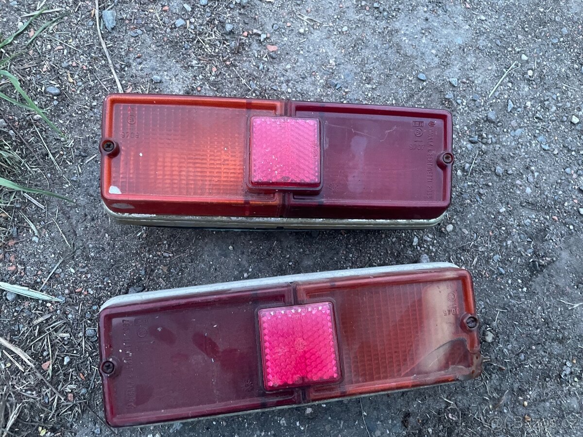 Zadní světla Fiat 128