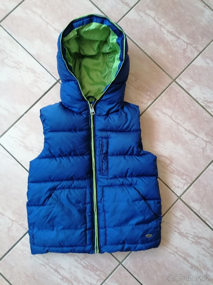 Chlapecká vesta vel. 116 zn. Zara