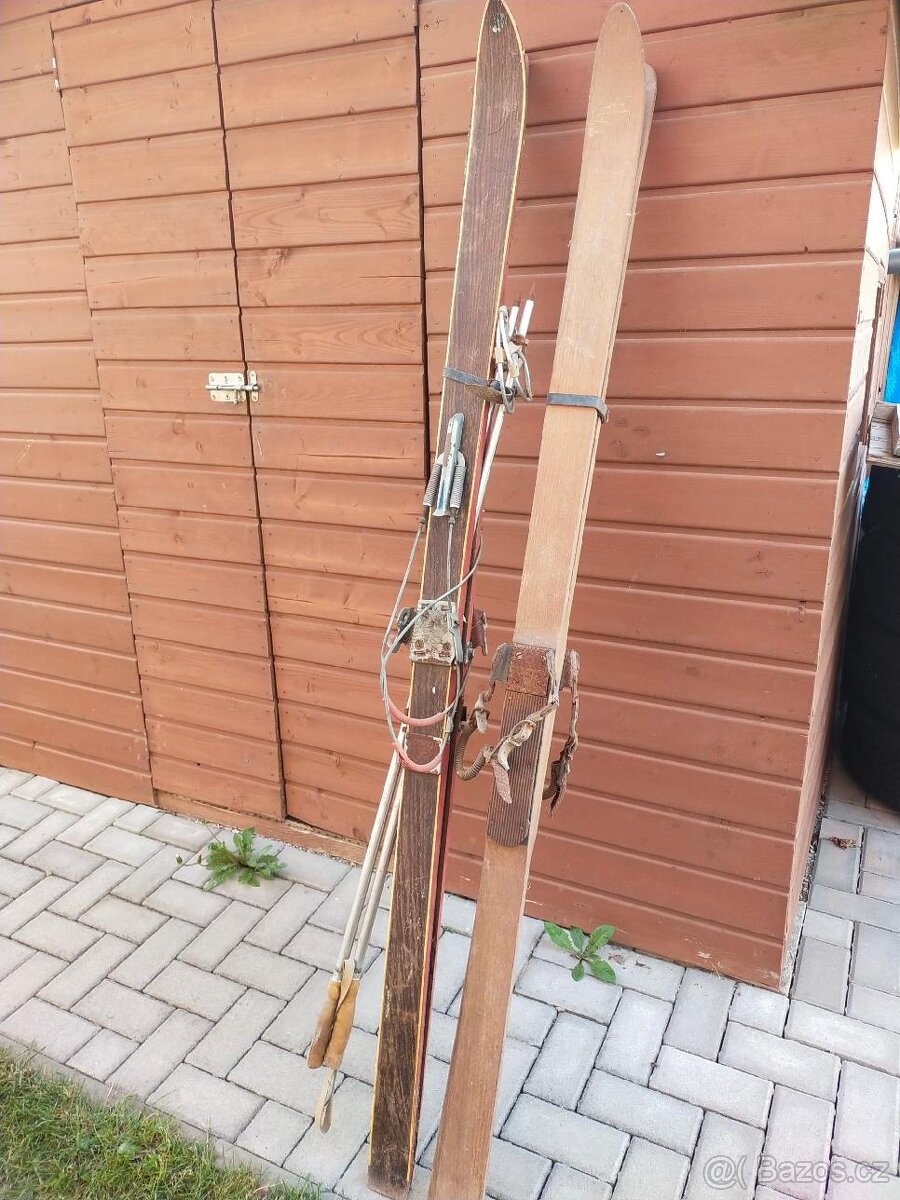 Jasanky lyže