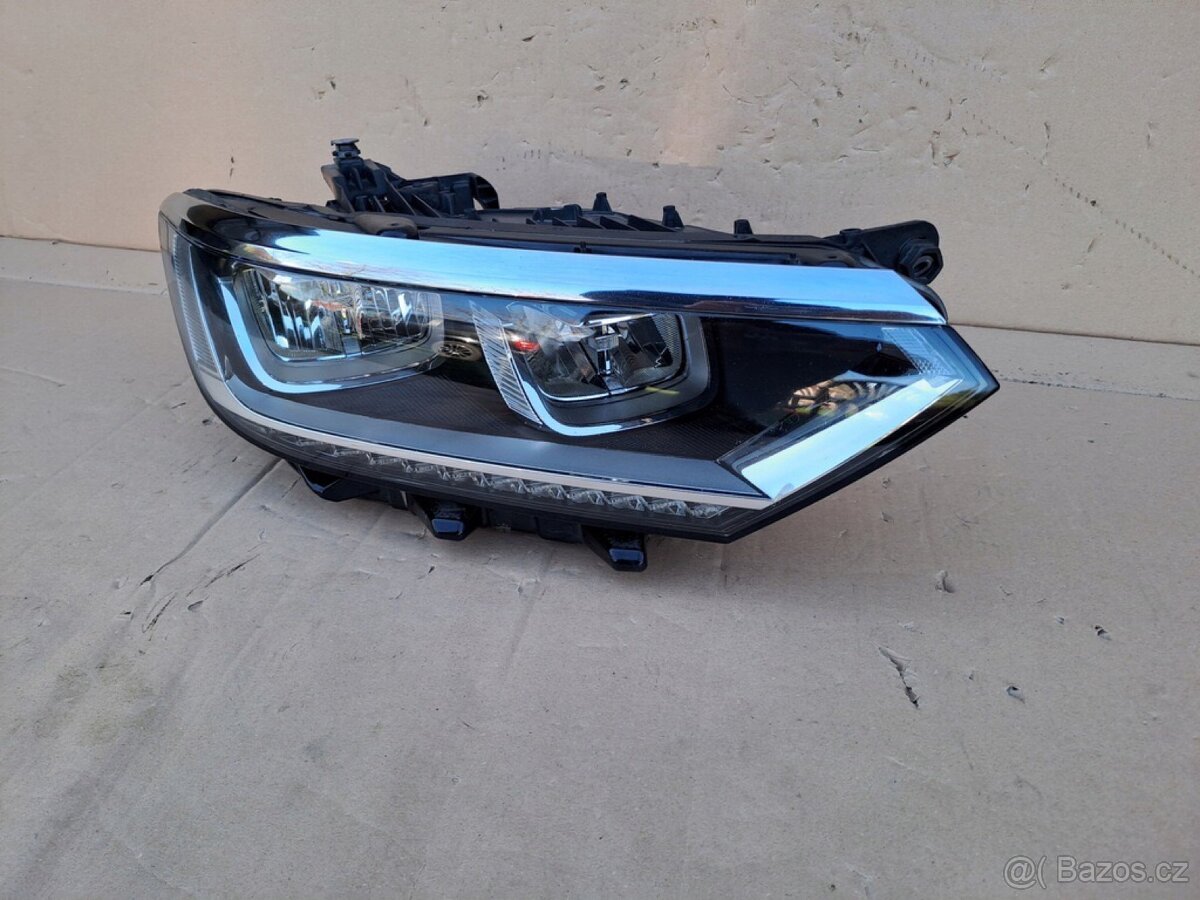 FULL LED přední světlomet VW Passat B8