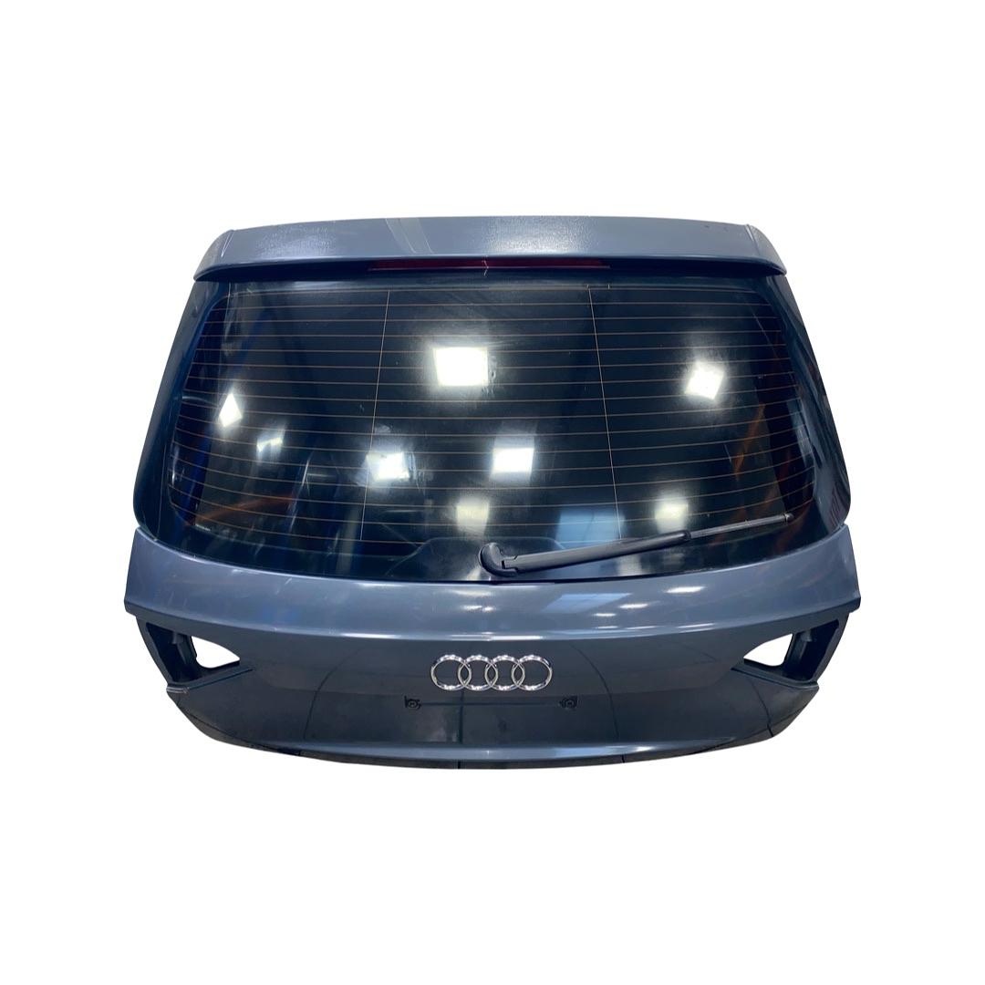 Páté dveře šedá metalíza LZ7H Audi A4 B8 8K Avant 2010