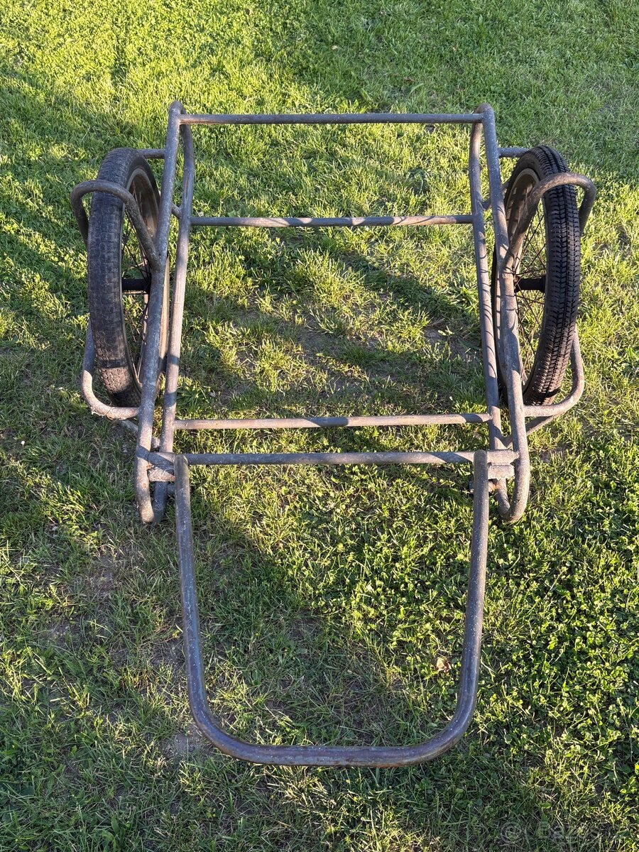 Ruční kárka dvoukolák