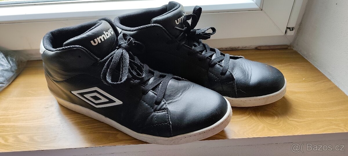 Boty Umbro