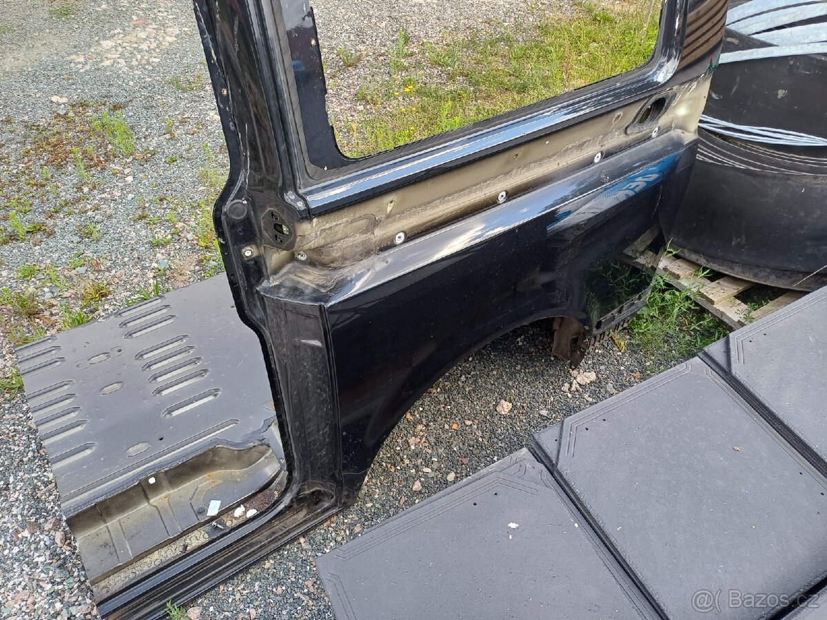 Levá zadní čtvrtka vw multivan